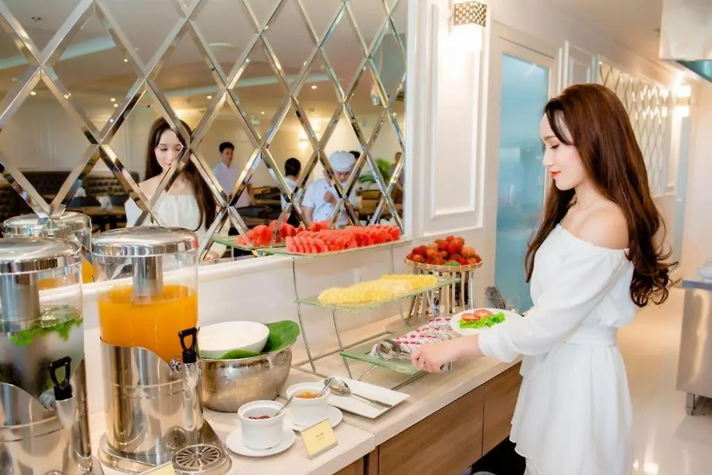 **** Hotel Pansy Beach Dana Da Nang Vietnam